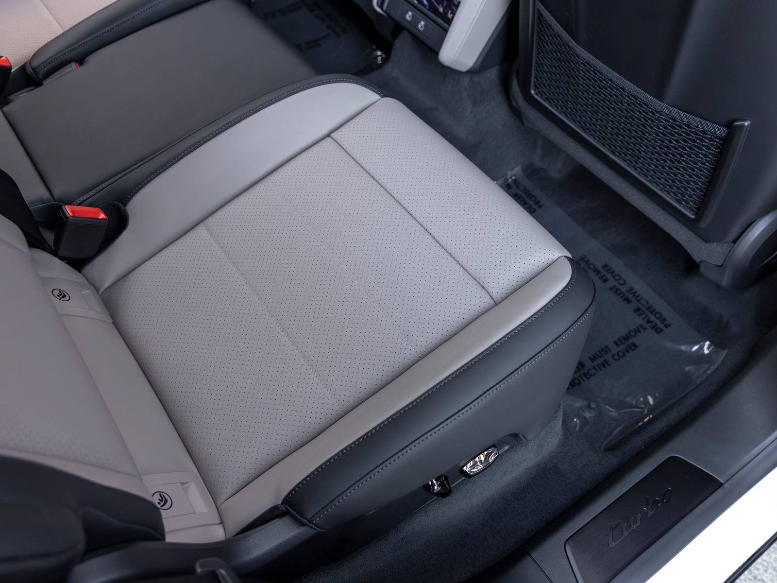 New 2026 Porsche Cayenne Turbo AWD/4WD image 51