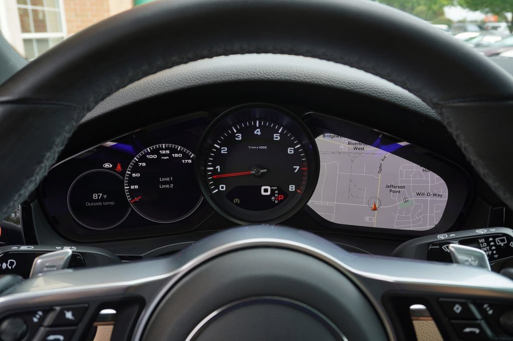 Used 2019 Porsche Cayenne AWD/4WD image 15