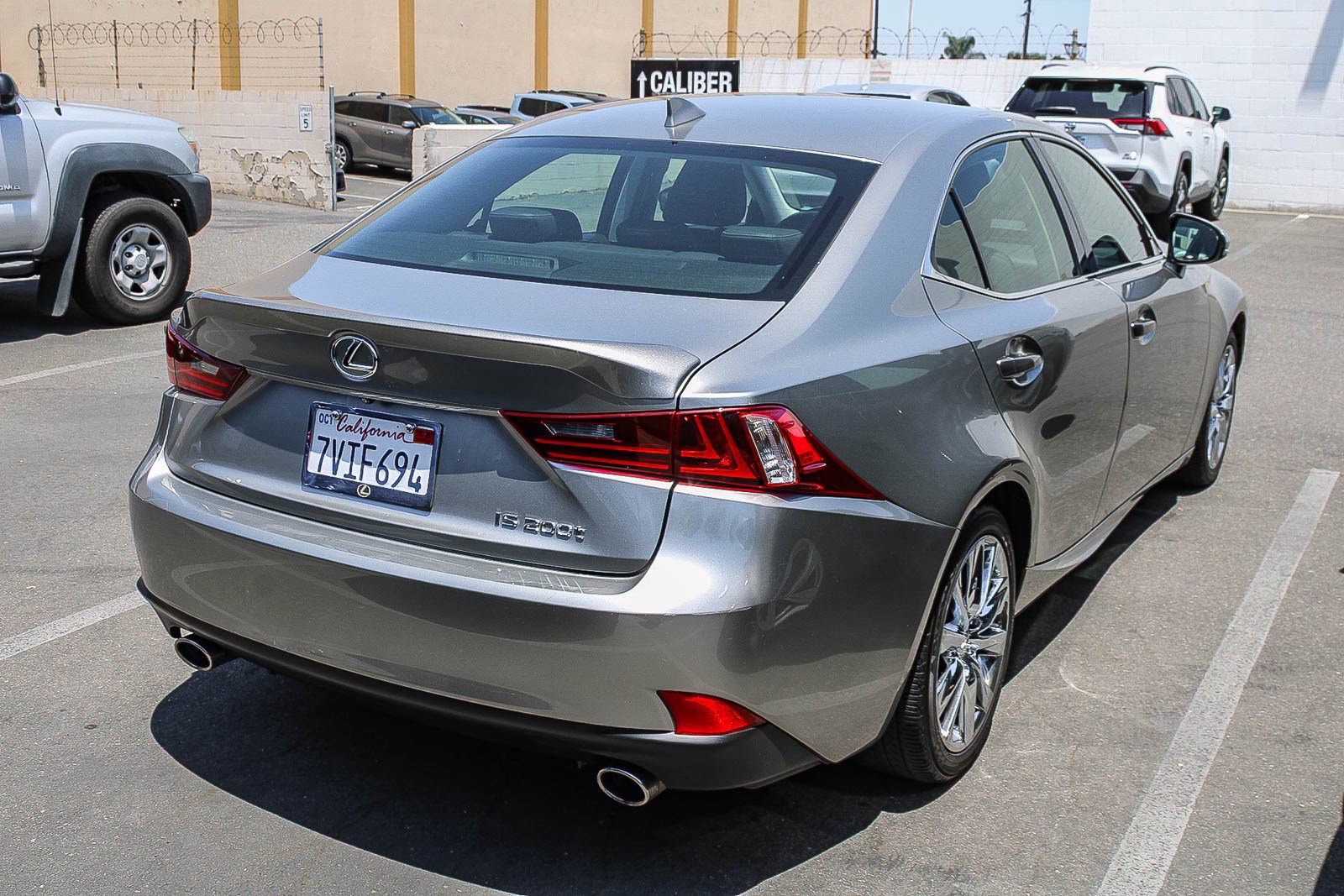 Used 2016 Lexus IS 200t RWD image 7