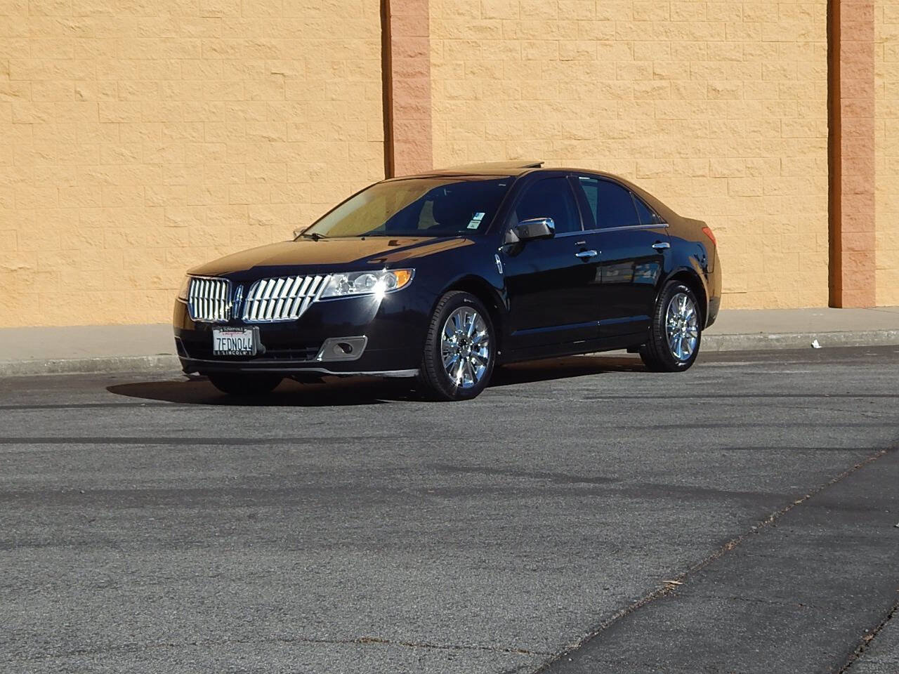 Used 2011 Lincoln MKZ w/ 102A Rapid Spec Order Code