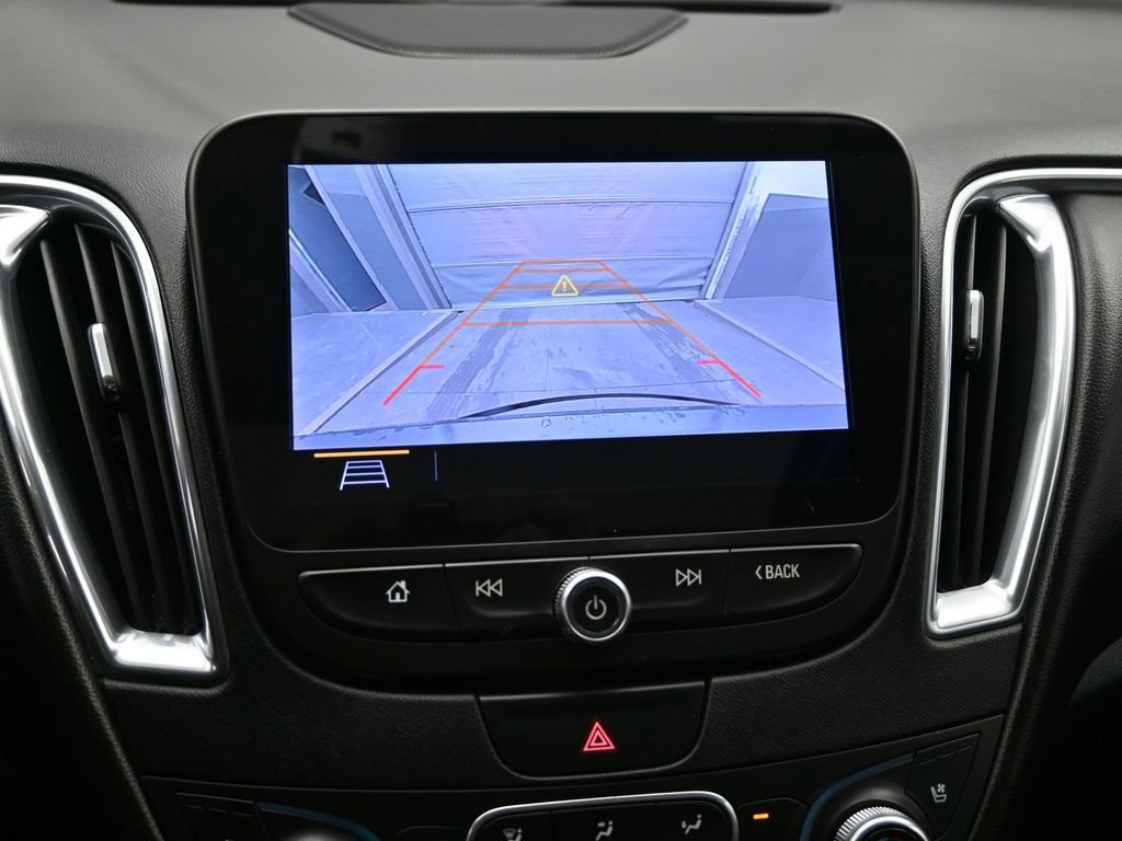 Used 2019 Chevrolet Malibu Premier w/ Sun and Wheel Package image 13