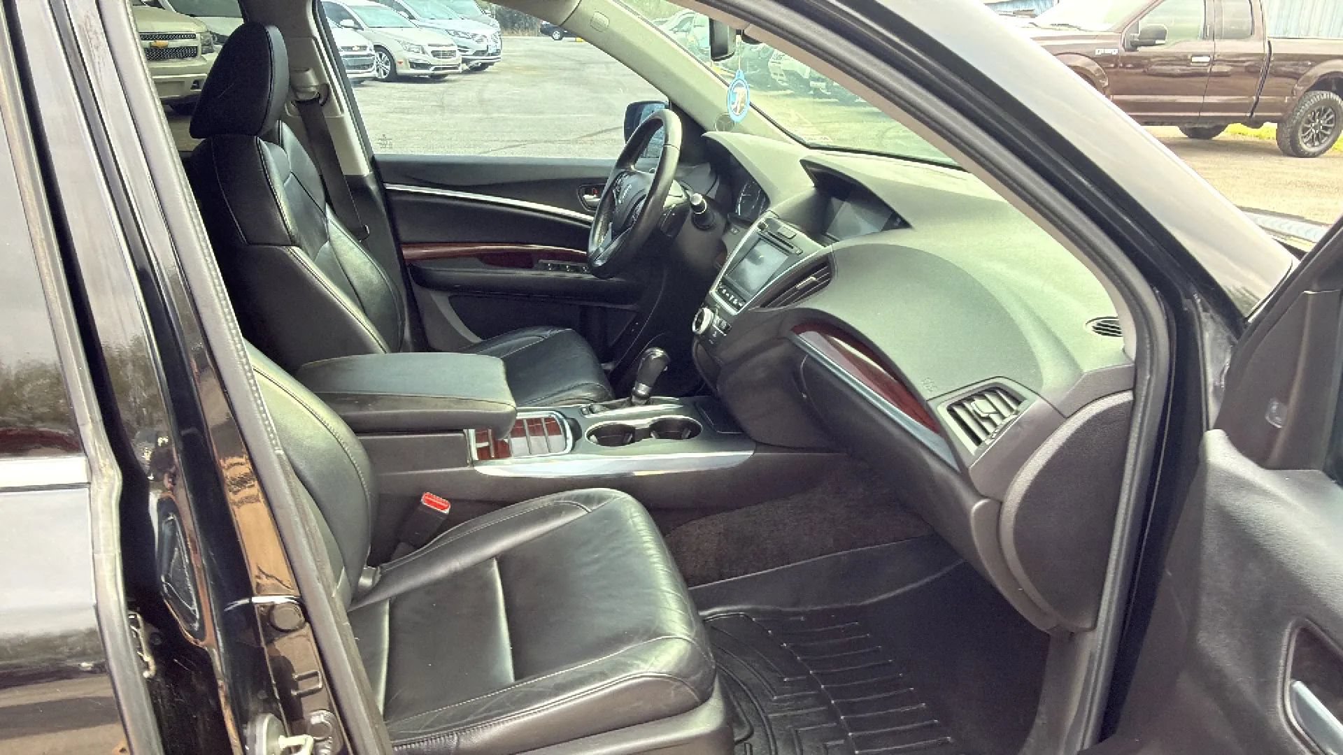 Used 2015 Acura MDX w/ Technology Package AWD/4WD image 25