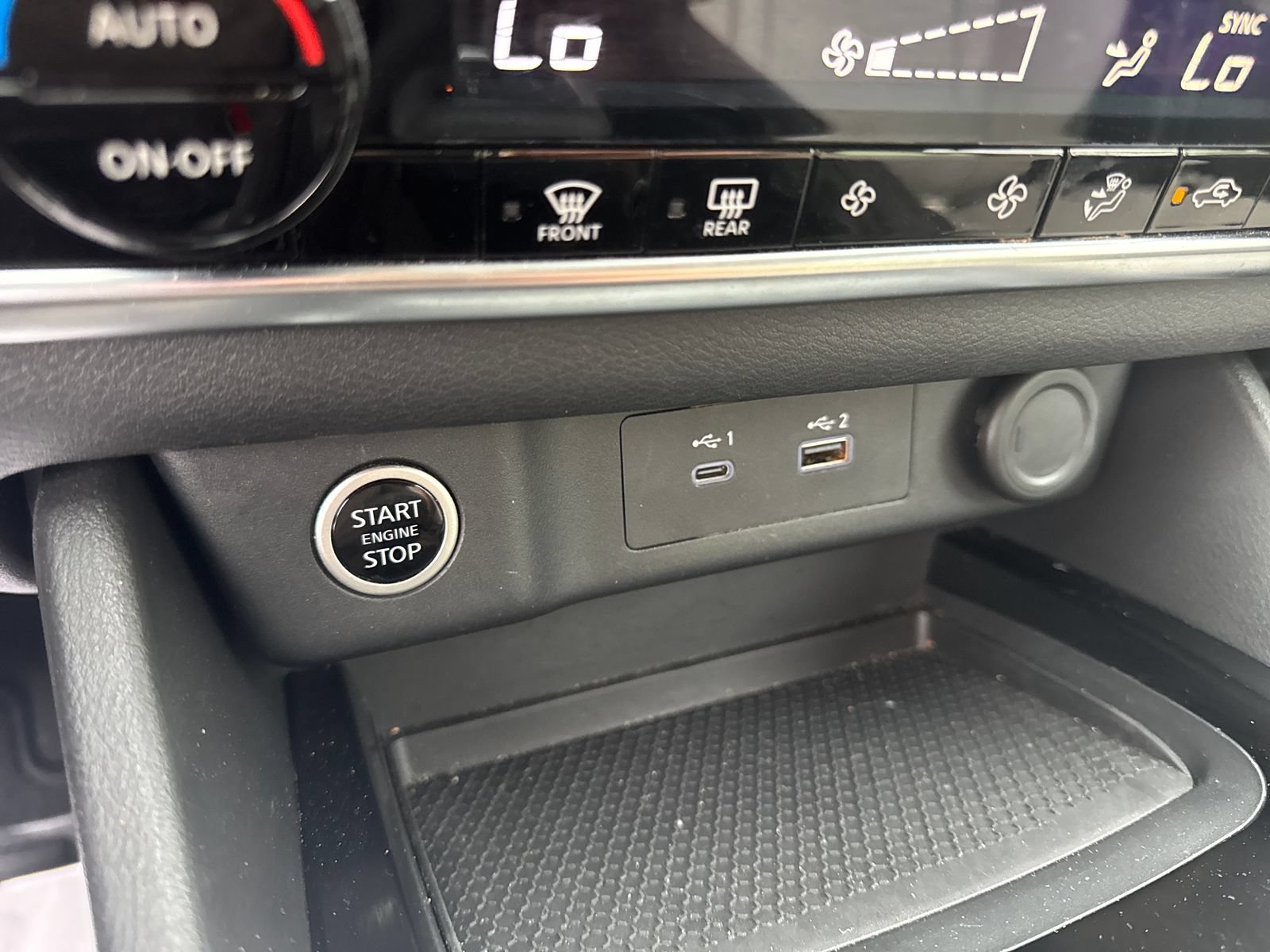 Used 2023 Nissan Rogue SV FWD image 20
