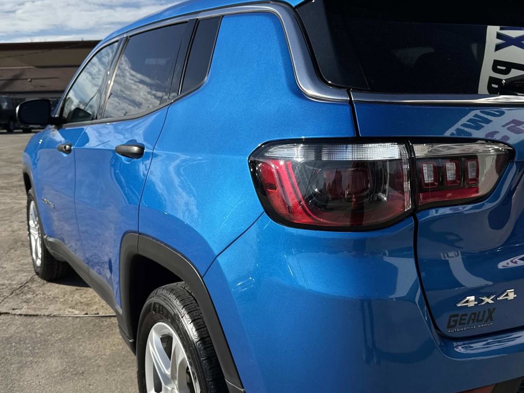 Used 2024 Jeep Compass Sport image 10