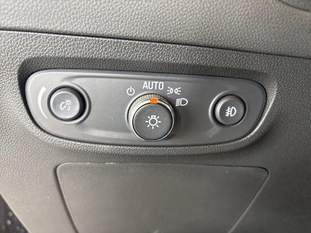 Used 2023 Buick Encore GX Select AWD/4WD image 30