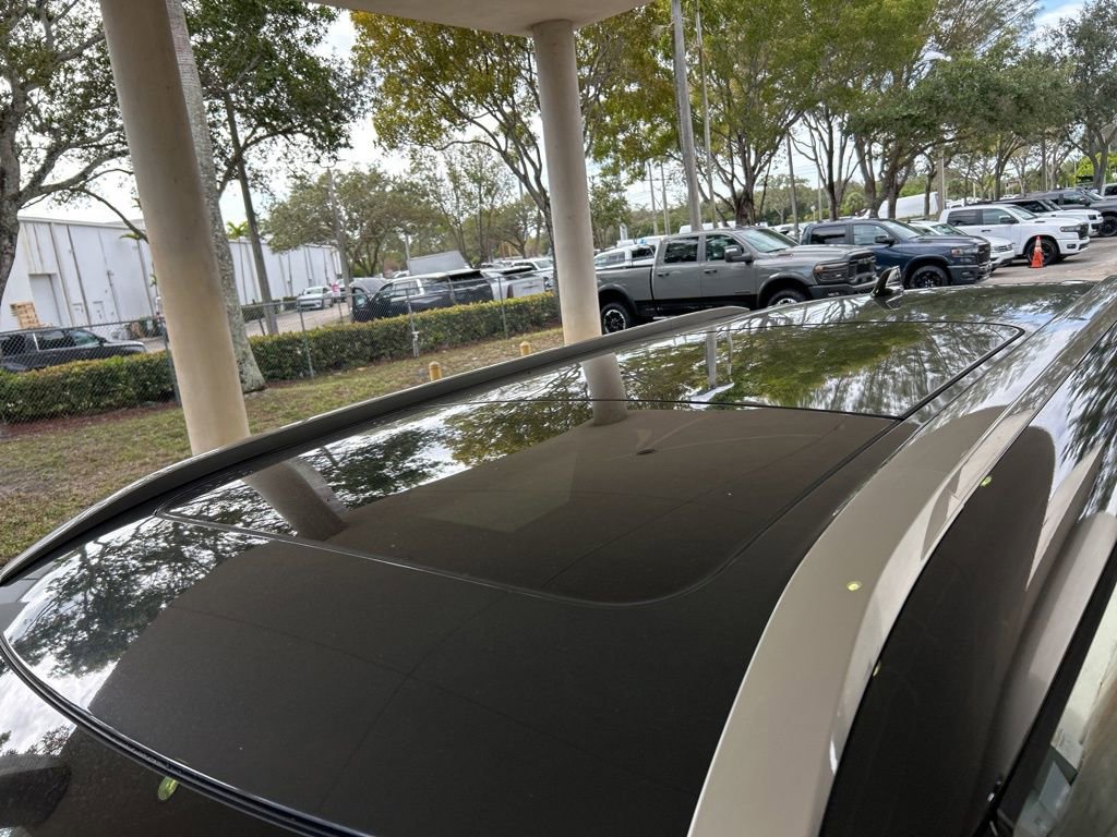 New 2026 Mitsubishi Outlander AWD image 16