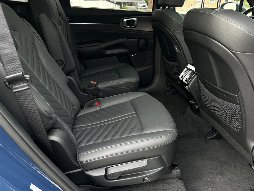 New 2025 Kia Sorento SX Prestige image 16