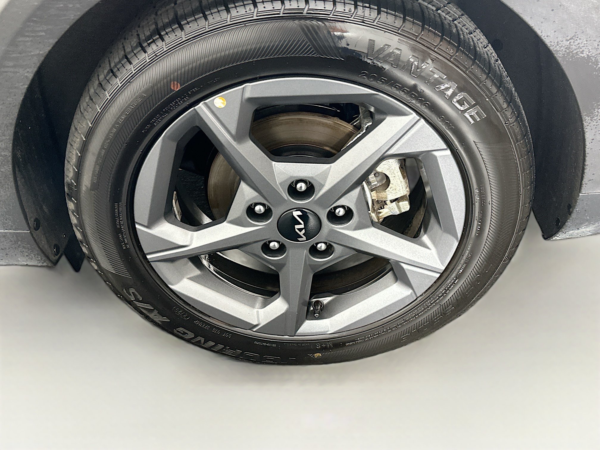 Used 2025 Kia K4 FWD image 11