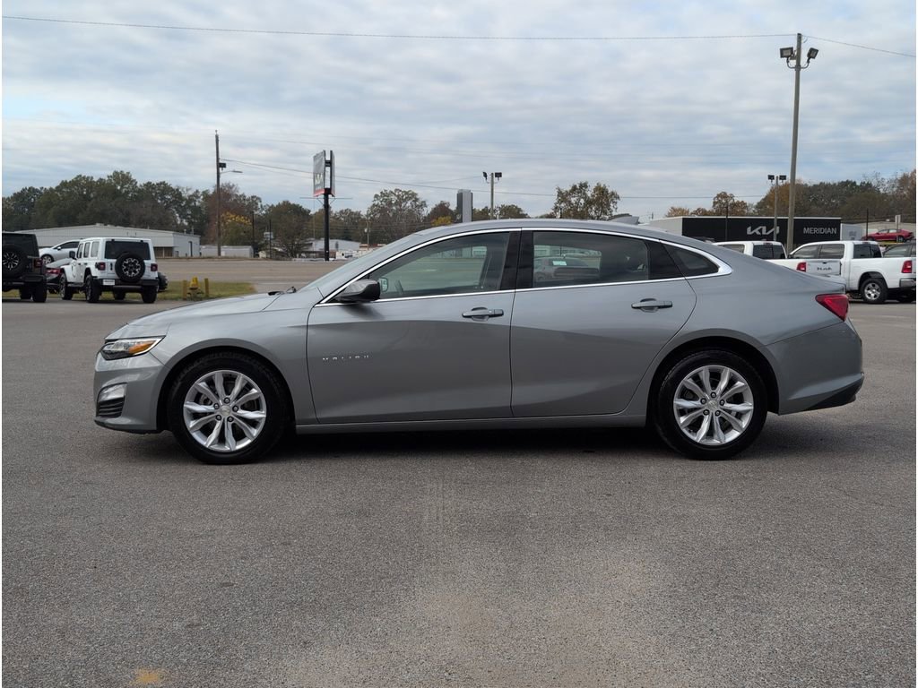 Used 2024 Chevrolet Malibu LT image 2
