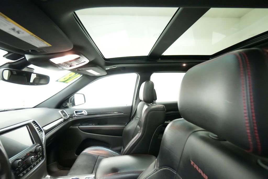 Used 2018 Jeep Grand Cherokee Trailhawk w/ Trailhawk Luxury Group image 20