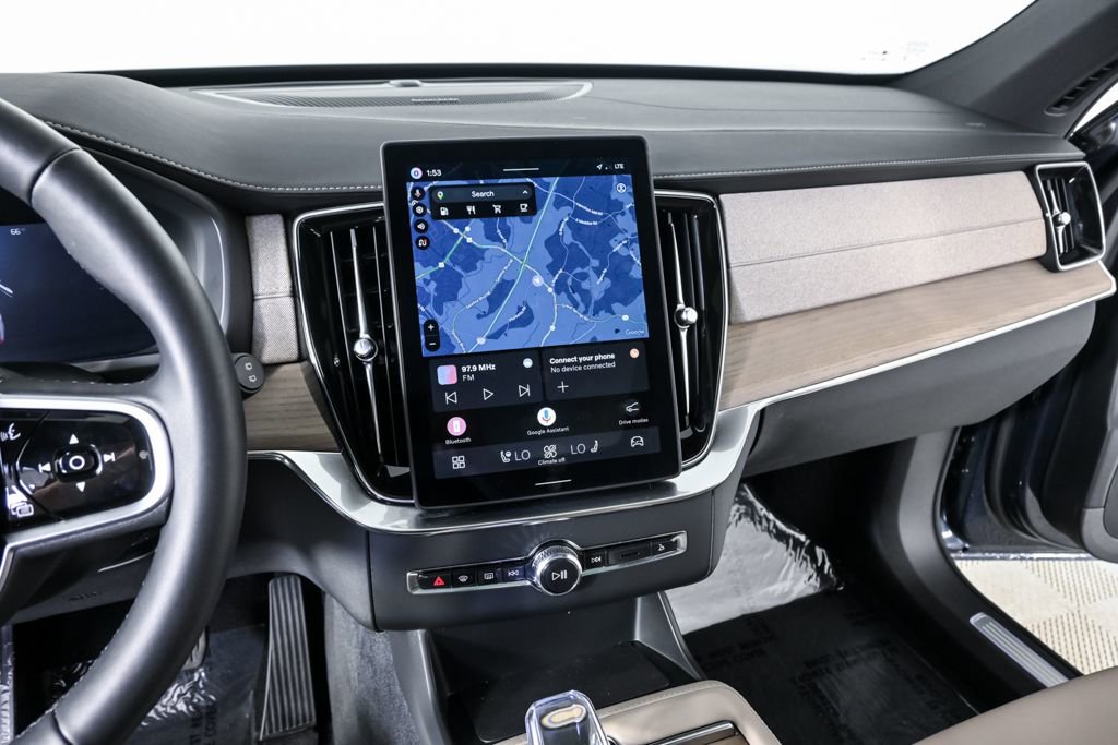 Certified 2026 Volvo XC90 B6 Plus w/ Protection Package Premier image 15