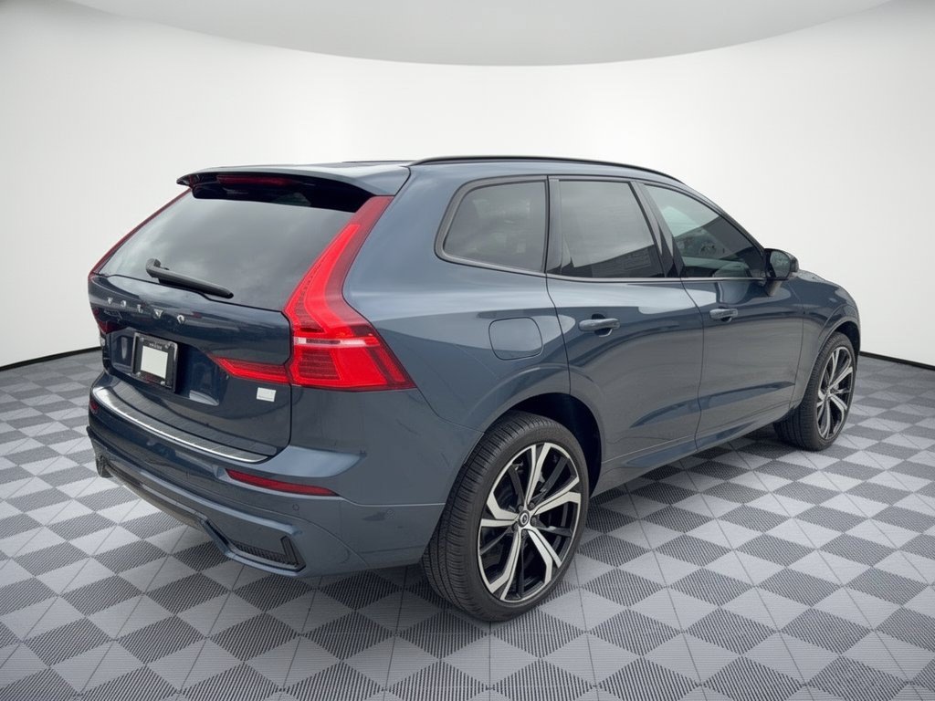 Used 2024 Volvo XC60 T8 Ultimate w/ Protection Package Premier AWD/4WD image 9