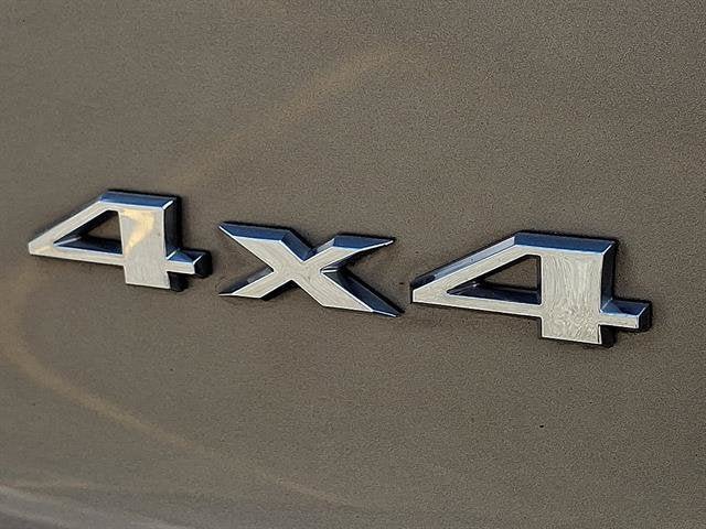 Used 2021 Jeep Cherokee Limited AWD/4WD image 34