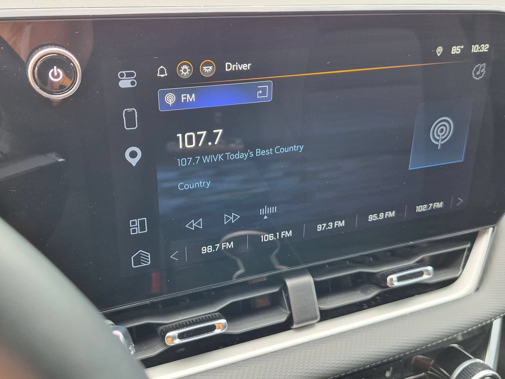 Used 2025 Chevrolet Equinox LT AWD/4WD image 15