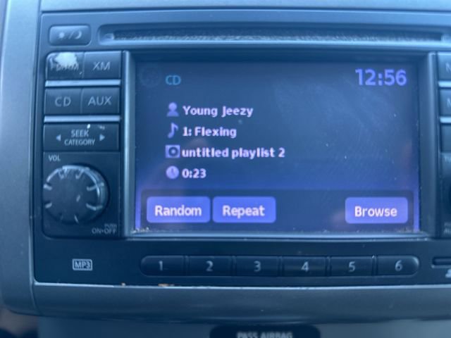 Used 2010 Nissan Sentra 2.0 SL w/ Premium Plus Pkg image 17