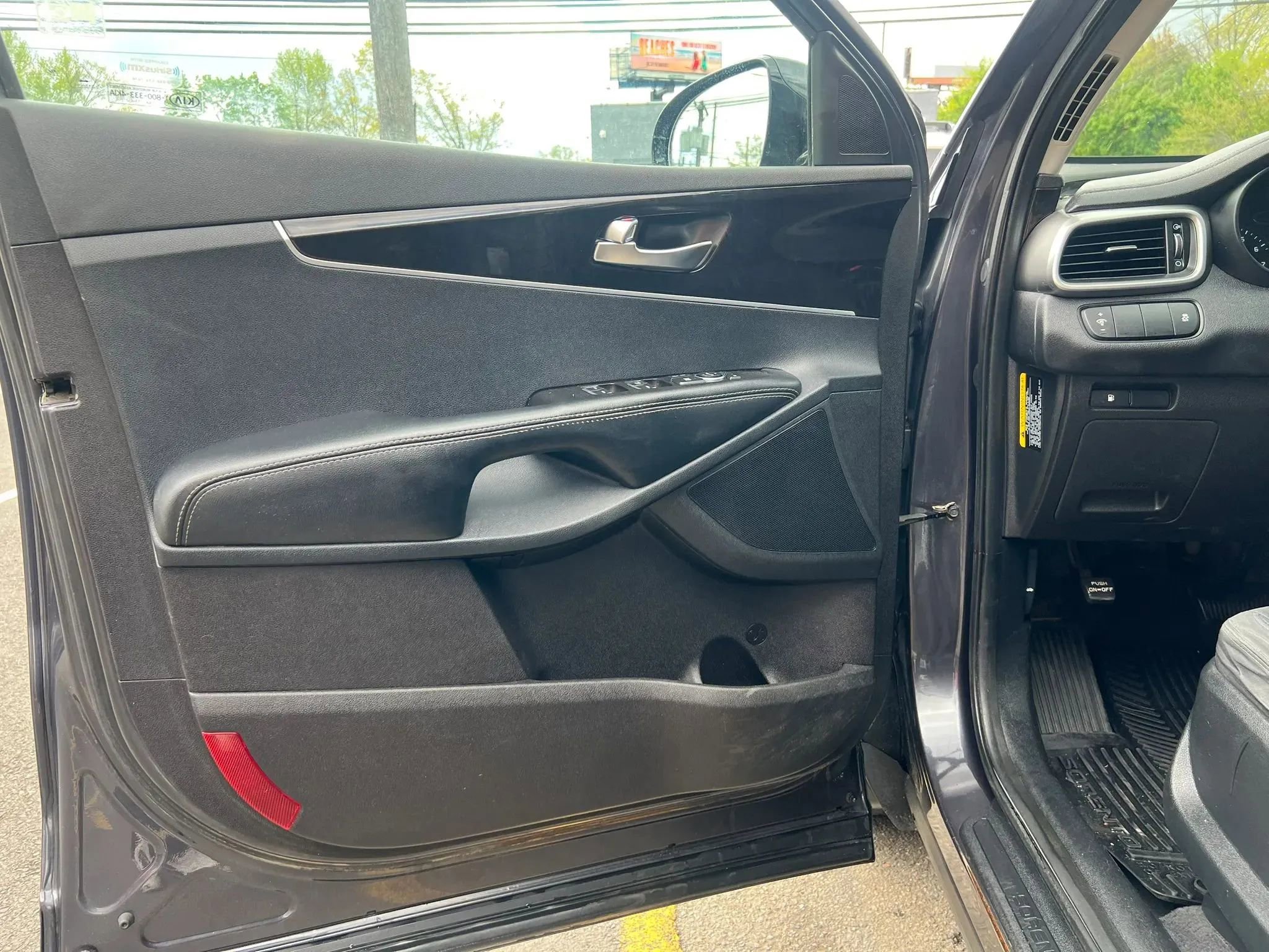 Used 2016 Kia Sorento LX FWD image 12
