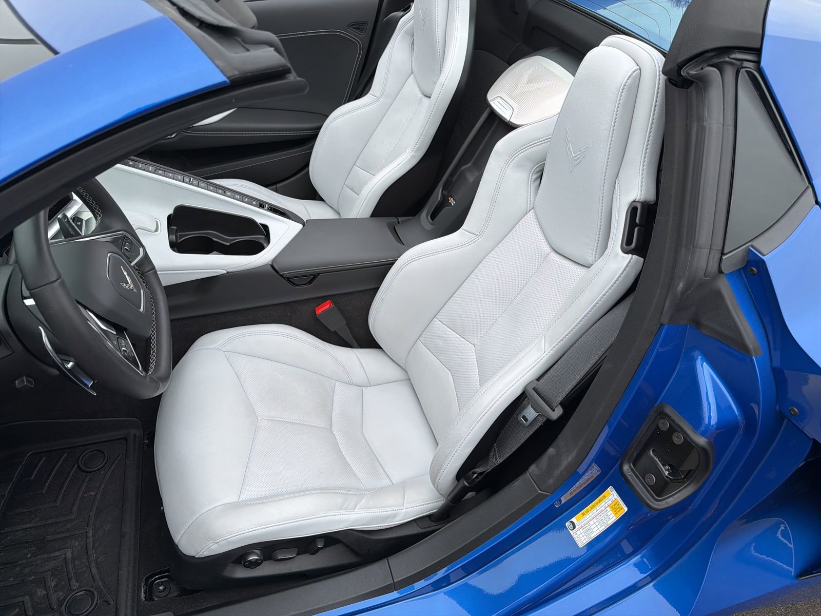 Used 2022 Chevrolet Corvette Stingray Preferred Conv w/ Battery Protection Package RWD image 24
