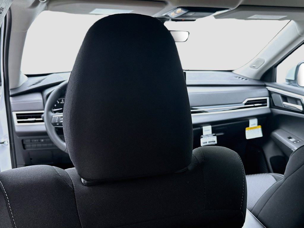 New 2026 Mitsubishi Outlander ES FWD image 26