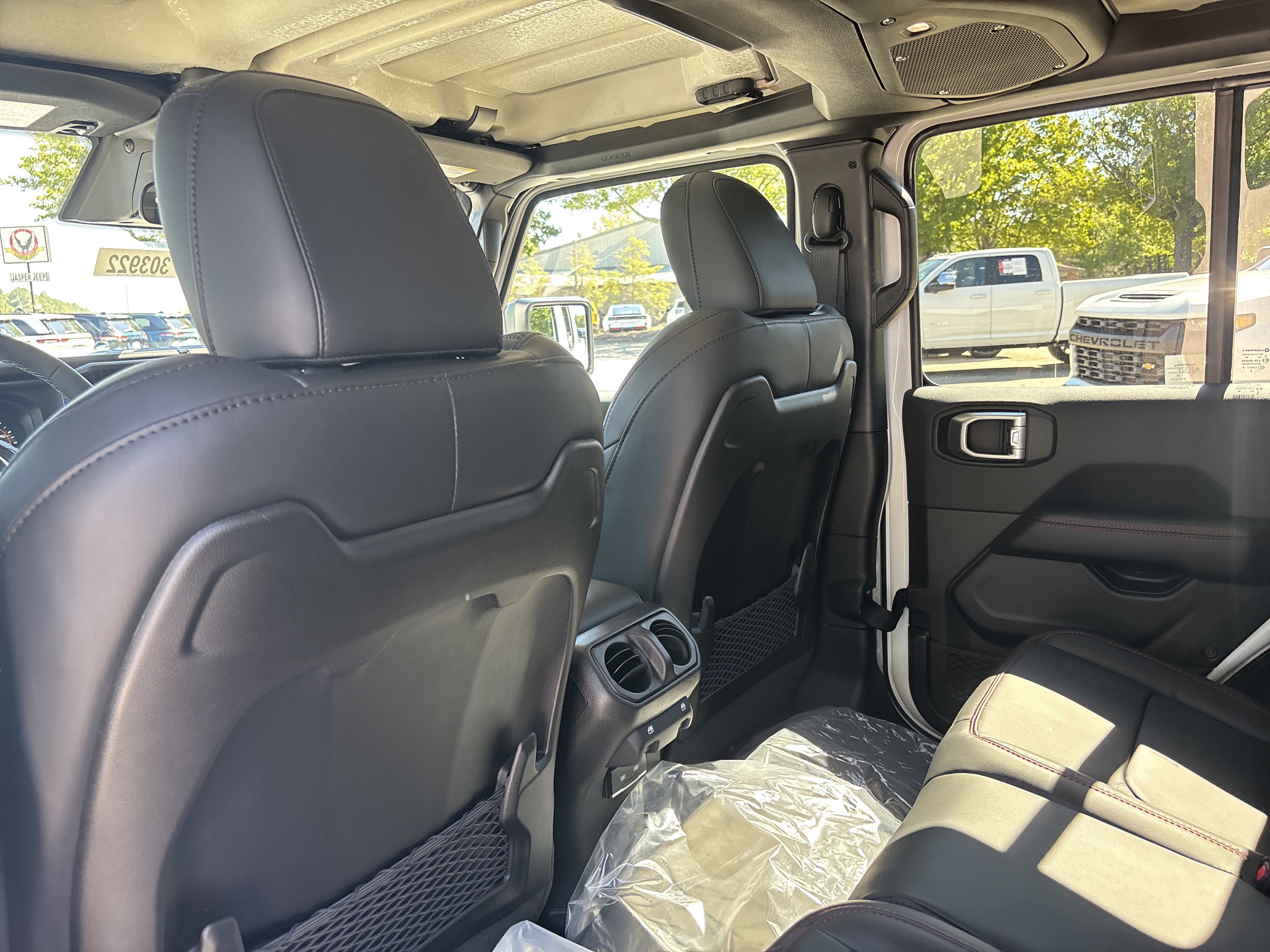 New 2026 Jeep Gladiator Rubicon AWD/4WD image 17