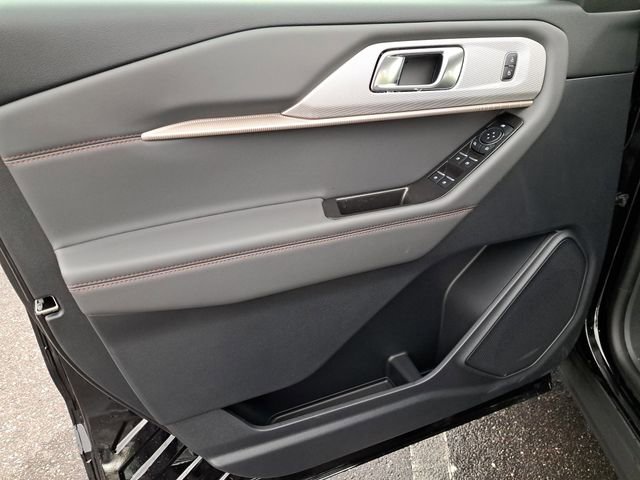 New 2026 Ford Explorer Active image 11