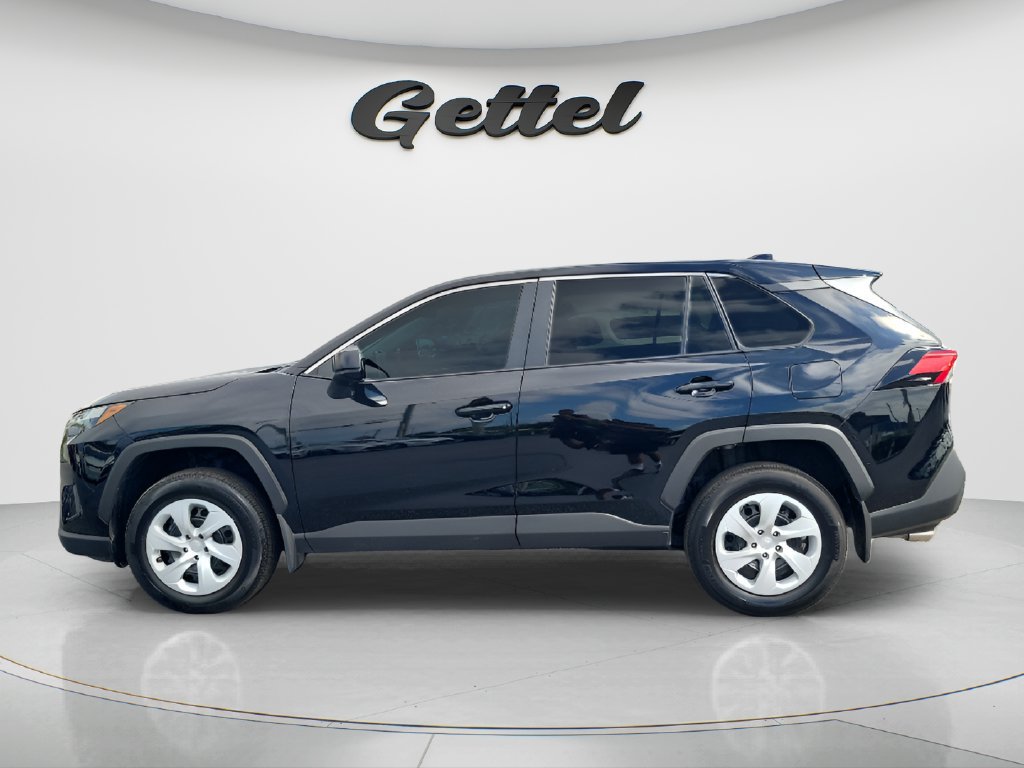 Used 2025 Toyota RAV4 LE FWD image 8