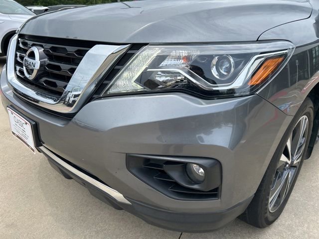 Used 2020 Nissan Pathfinder Platinum FWD image 5