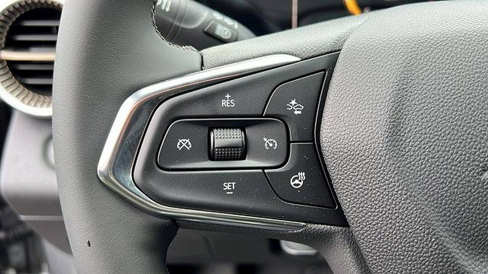 New 2026 Chevrolet Trax ACTIV w/ Driver Confidence Package image 24