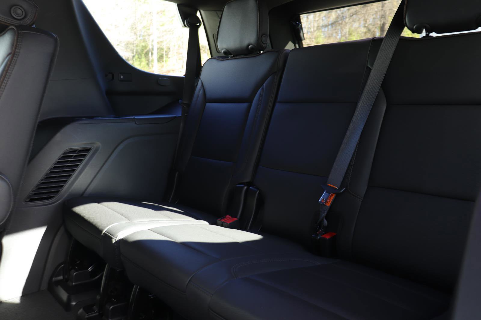 Used 2024 Chevrolet Tahoe High Country image 15