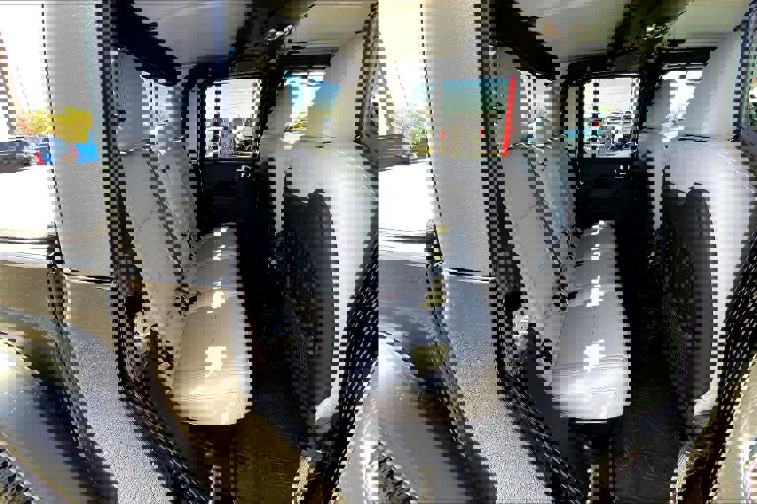 Used 2023 Jeep Gladiator Mojave w/ Trailer Tow Package image 20