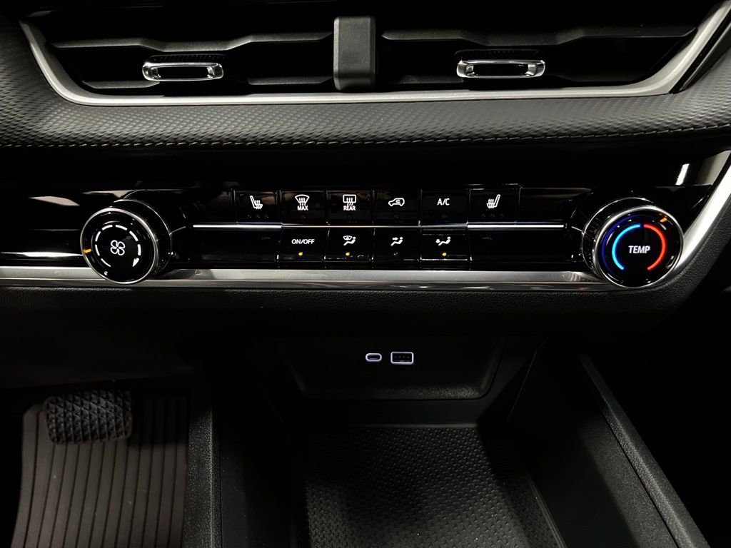 New 2026 Chevrolet Equinox LT w/ Safety and Technology Package image 21