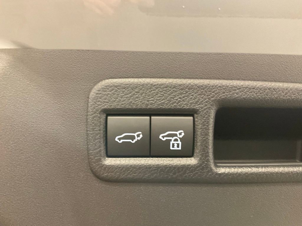 New 2026 Subaru Uncharted AWD image 36