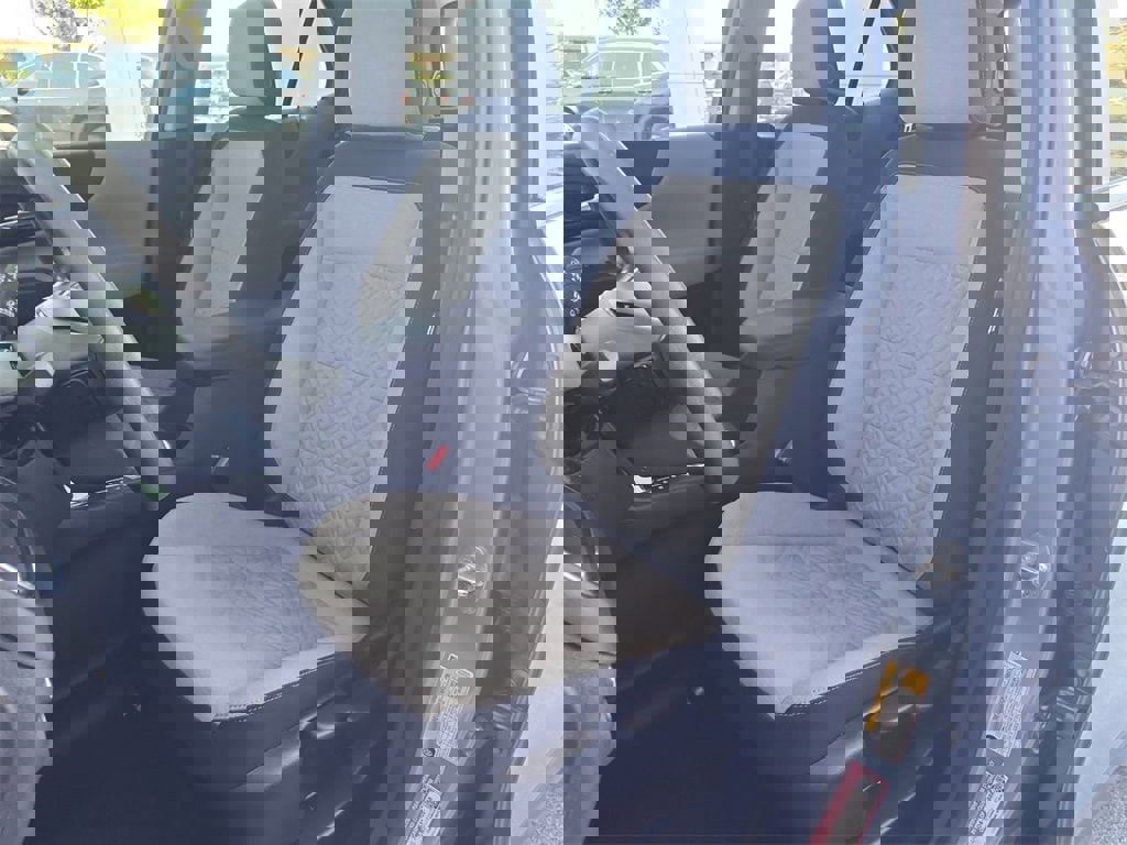 Certified 2023 Chevrolet Equinox LS w/ Sport Edition image 20