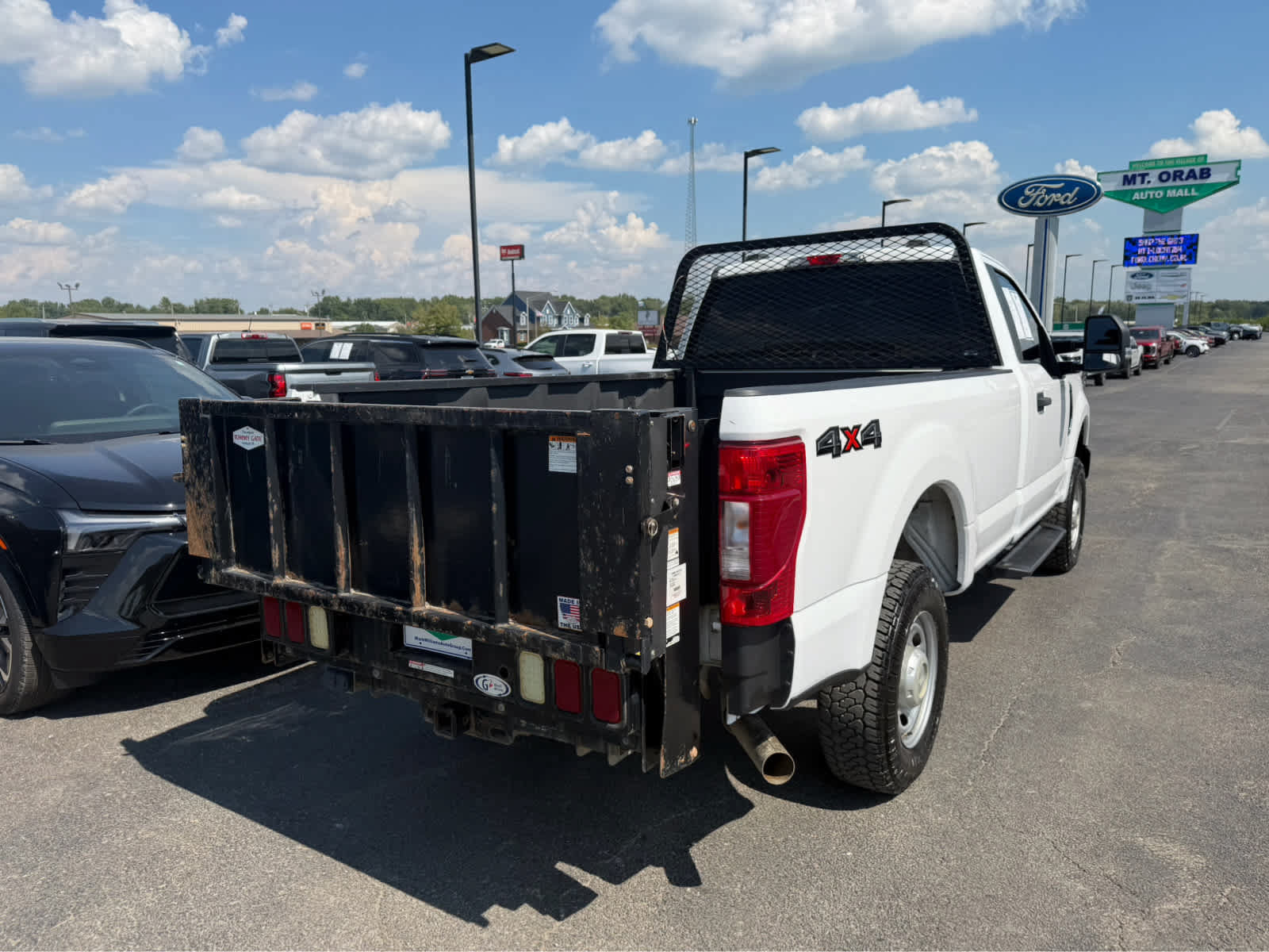 Used 2020 Ford F250 XL w/ Power Equipment Group AWD/4WD image 3