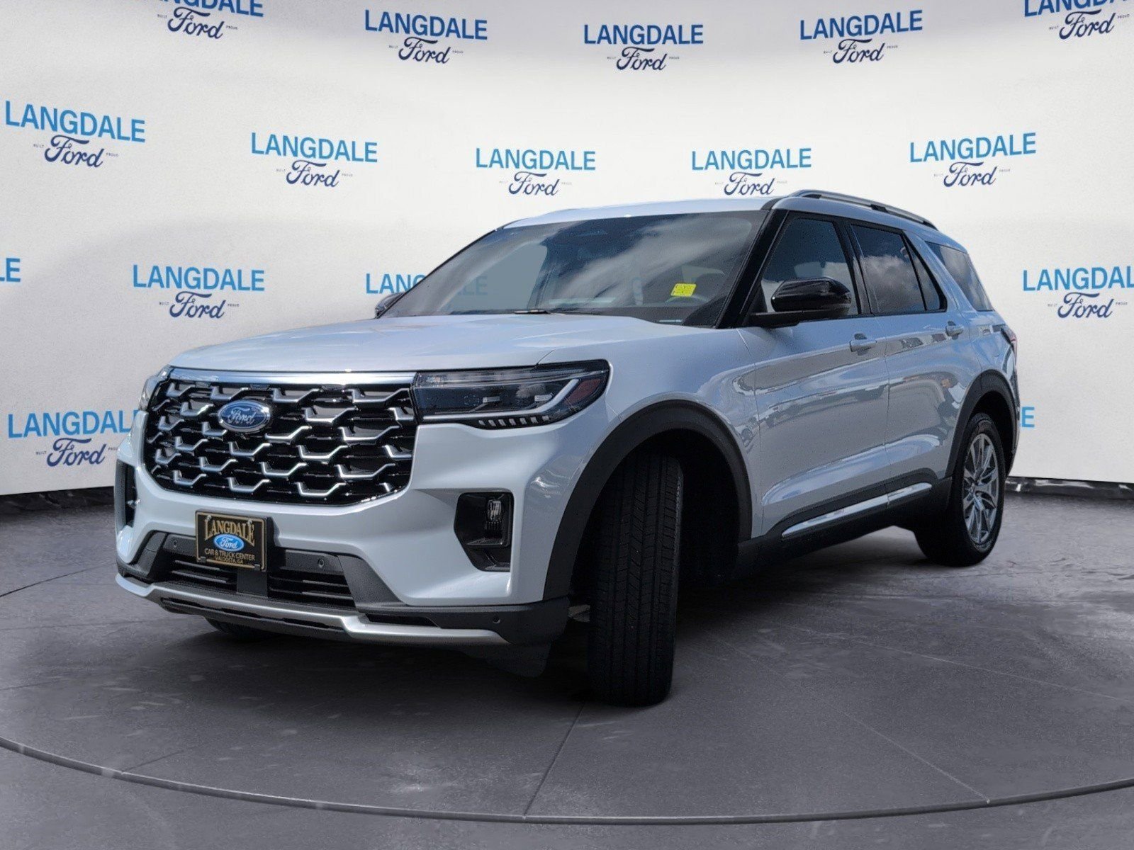 New 2026 Ford Explorer Platinum image 11