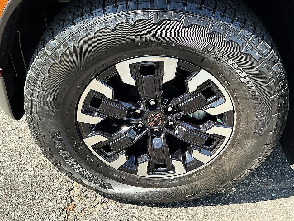 Certified 2023 Nissan Frontier Pro-X w/ Technology Package image 7