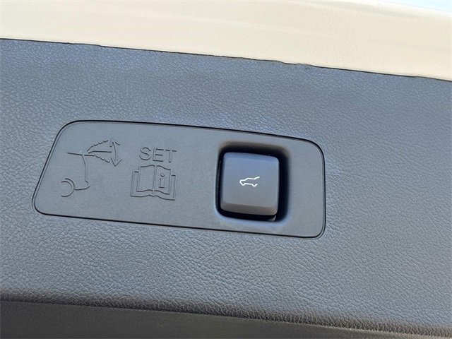 New 2026 Lincoln Corsair Premiere image 13