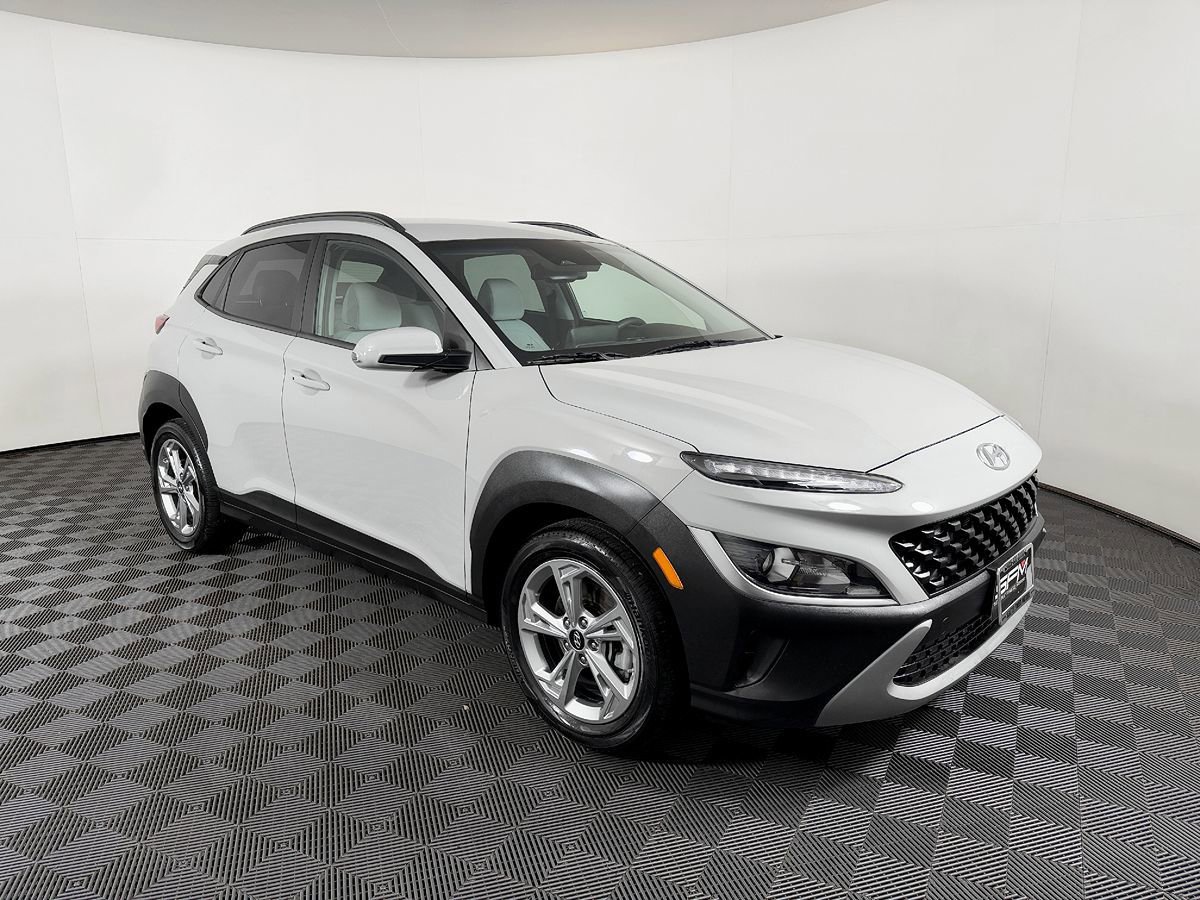 Used 2022 Hyundai Kona SEL AWD/4WD image 6