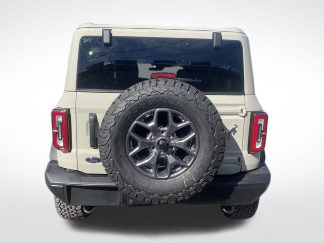 New 2025 Ford Bronco Badlands image 4