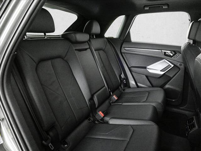 Used 2023 Audi Q3 2.0T Premium Plus w/ Premium Plus Package image 21