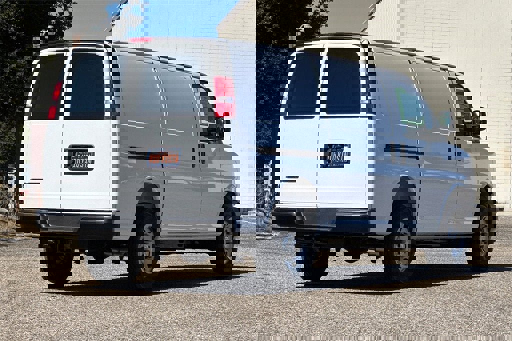 New 2025 Chevrolet Express 2500 w/ Enhanced Convenience Package image 4