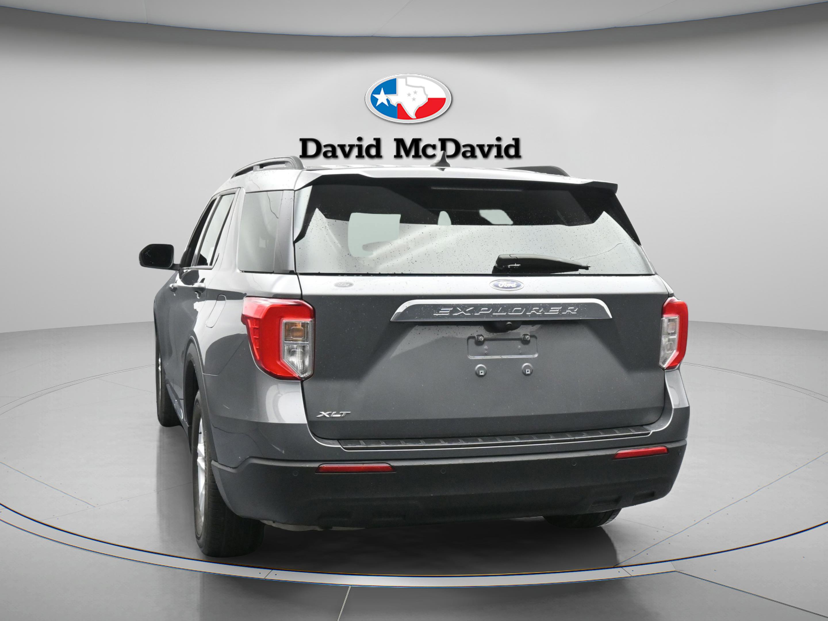 Used 2023 Ford Explorer XLT RWD image 7