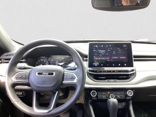 Used 2024 Jeep Compass Limited w/ Sun and Sound Group image 9