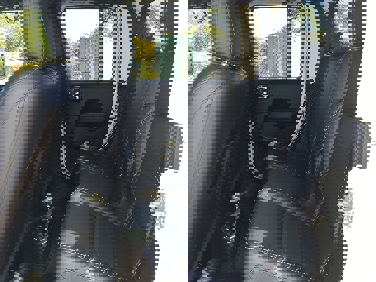 Certified 2021 Jeep Gladiator Overland w/ Popular Equipment Package image 12