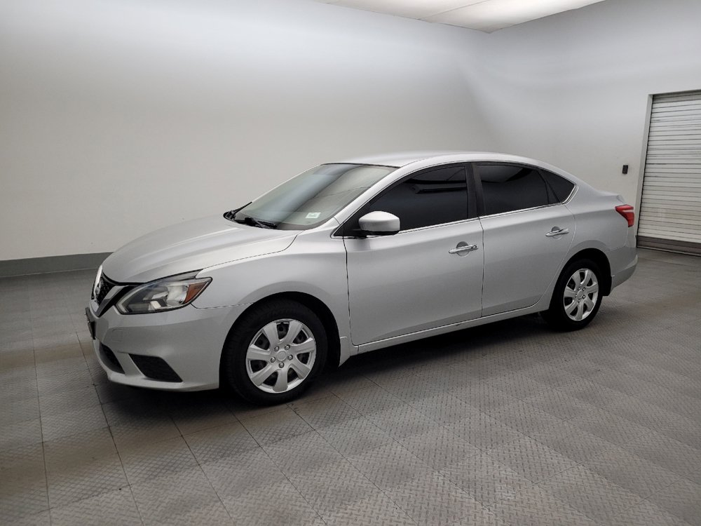 Used 2017 Nissan Sentra SV FWD image 2
