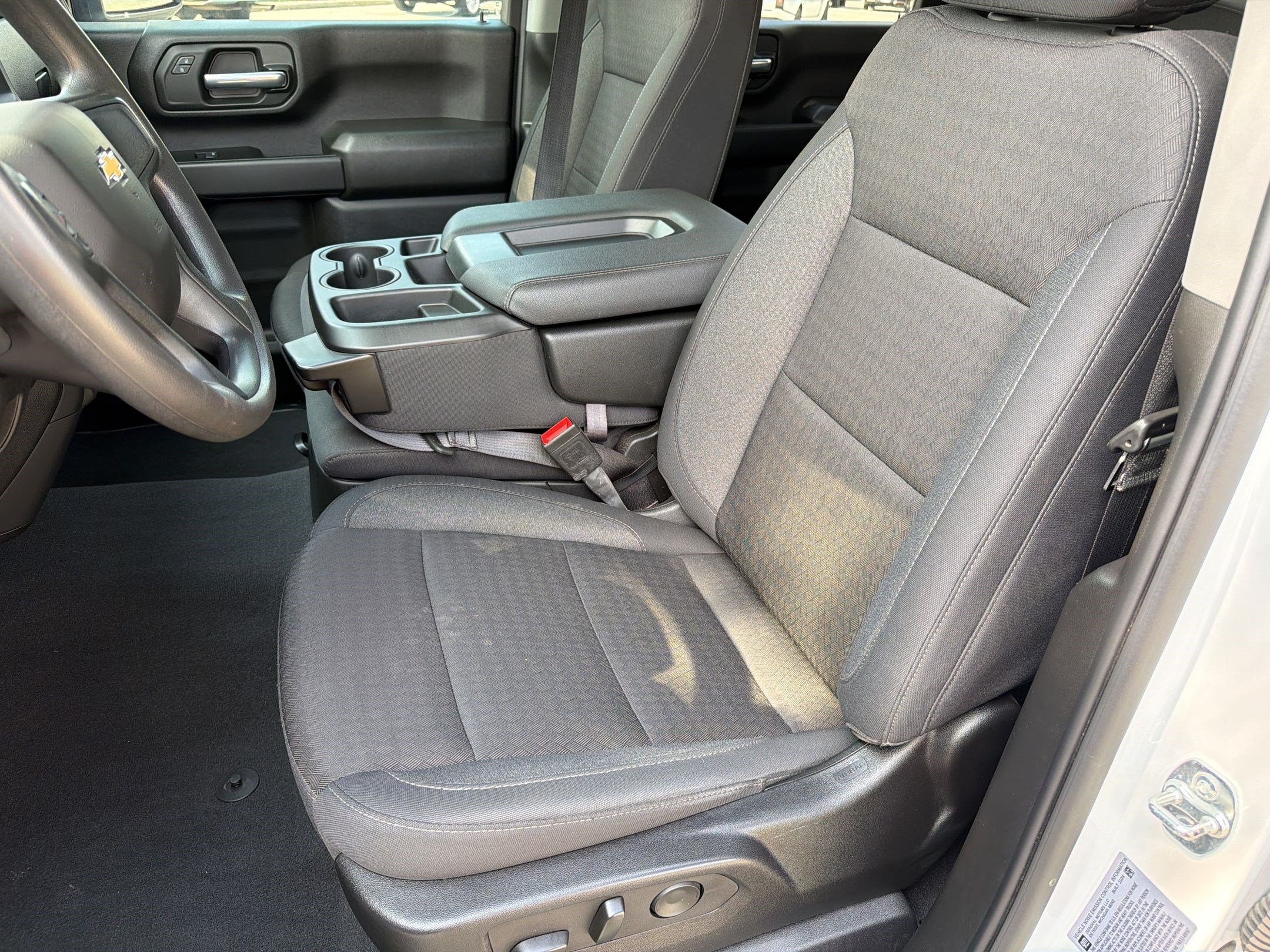 Certified 2025 Chevrolet Silverado 2500 Custom w/ Custom Value Package AWD/4WD image 23