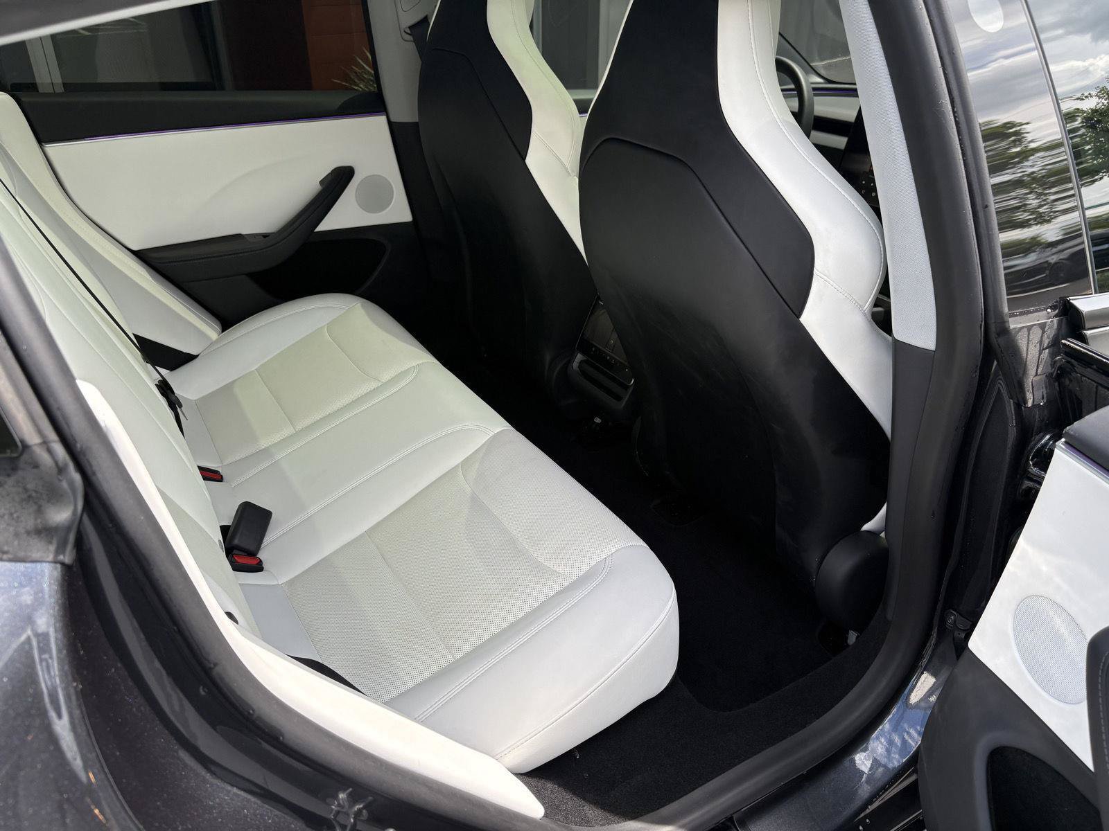Used 2025 Tesla Model 3 Performance AWD/4WD image 18
