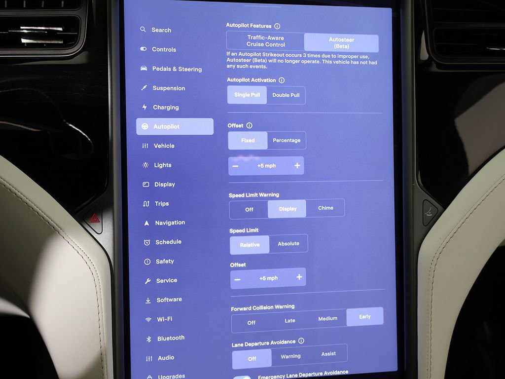 Used 2020 Tesla Model X Long Range image 46