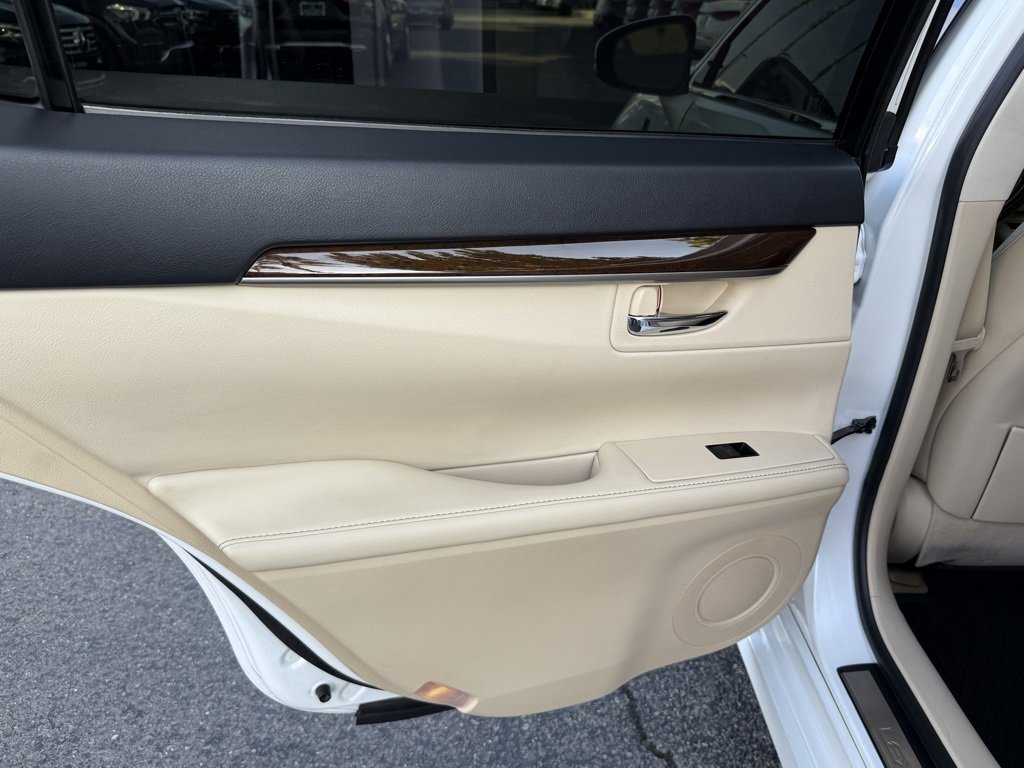 Used 2014 Lexus ES 350 image 24