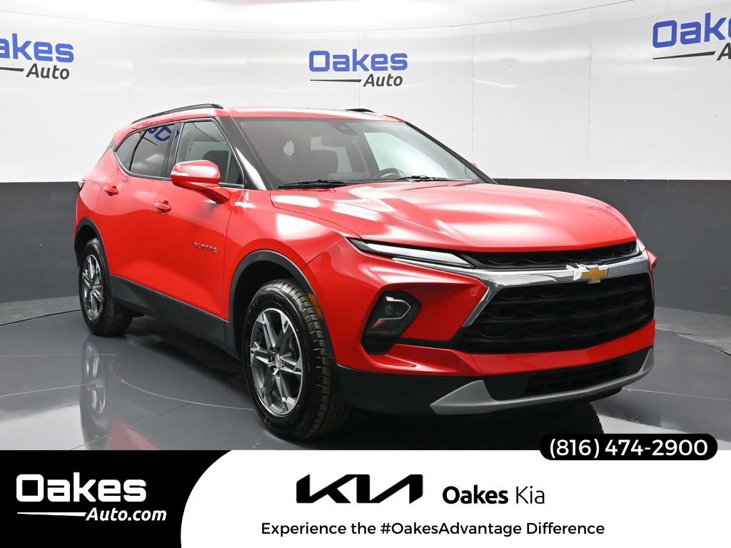 Used 2024 Chevrolet Blazer LT image 1