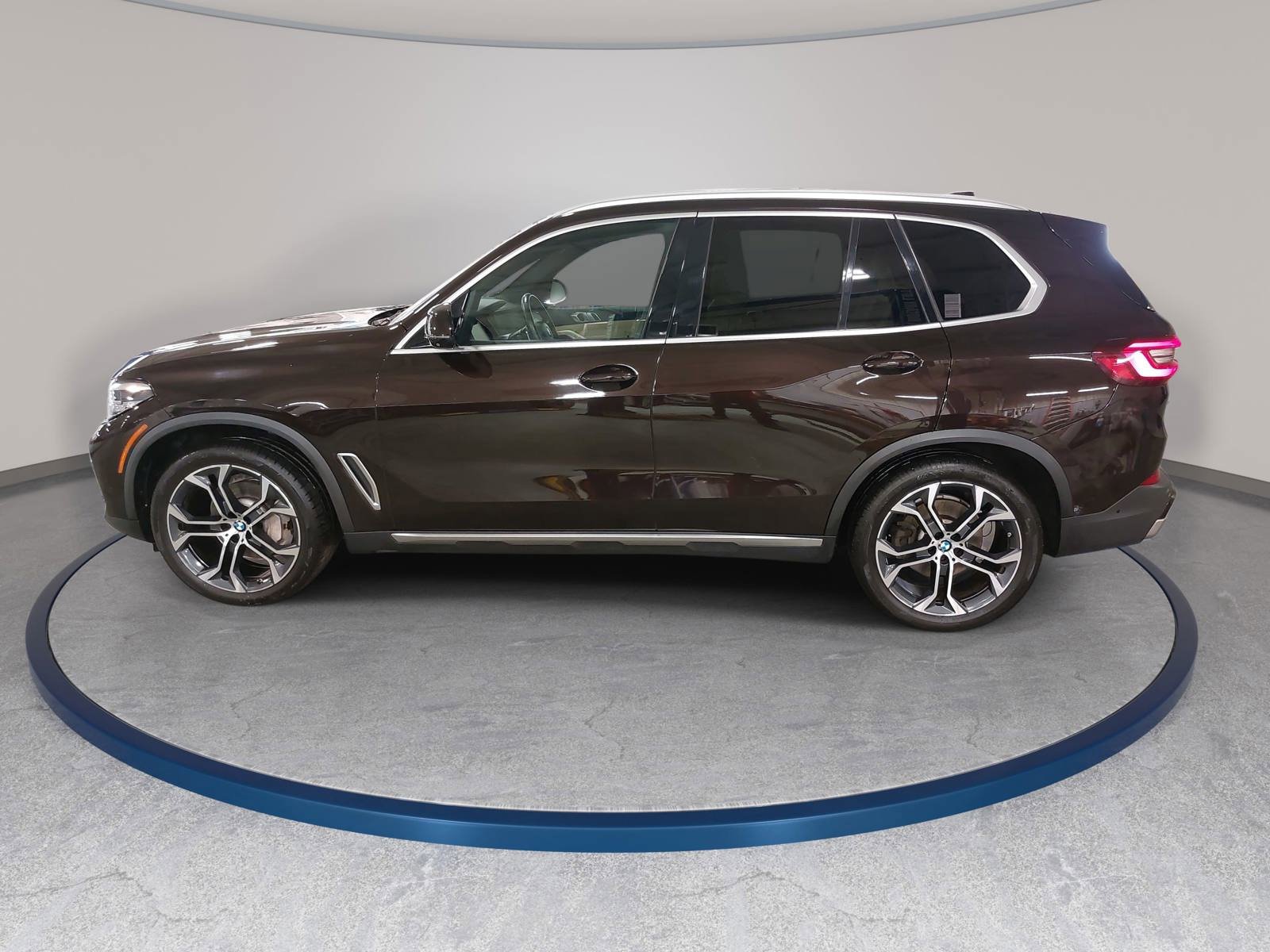 Used 2022 BMW X5 sDrive40i RWD image 8